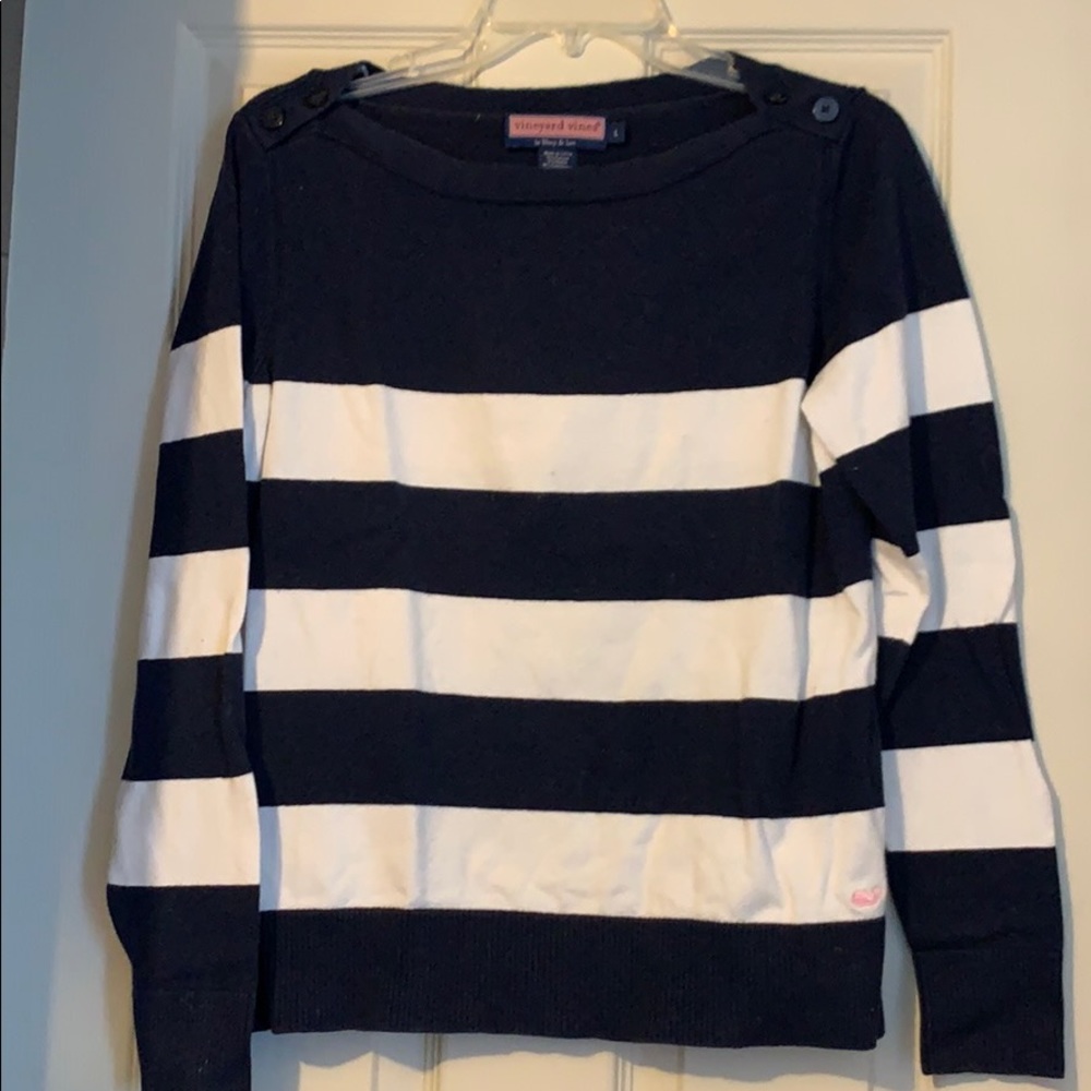 Vineyard vines sweater